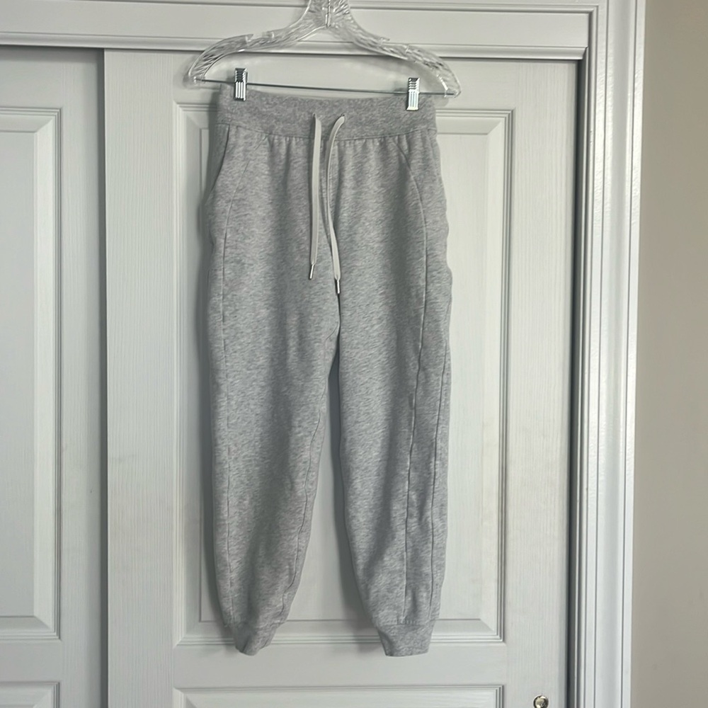 Lululemon joggers